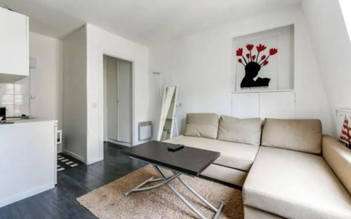 Parc Monceau Apartment Paris